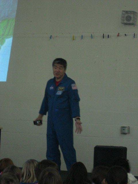 dan-tani-astronaut-jan-2012-005