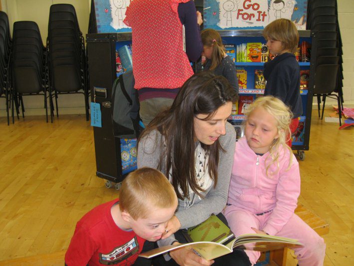 metns-book-week-oct-2013-002