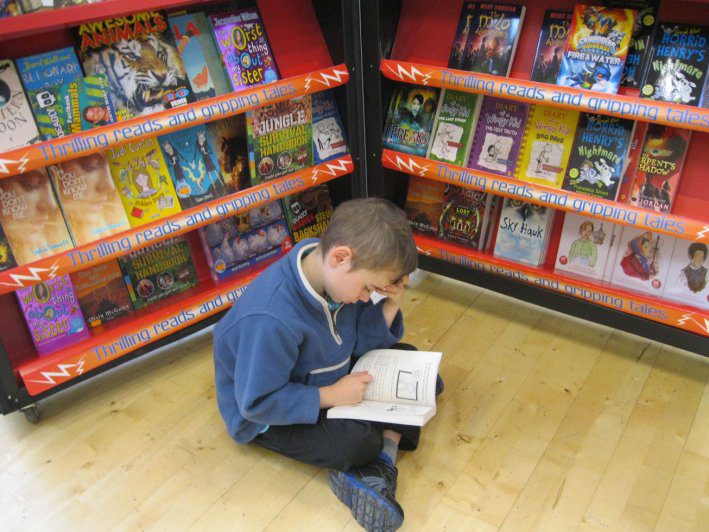 metns-book-week-oct-2013-004