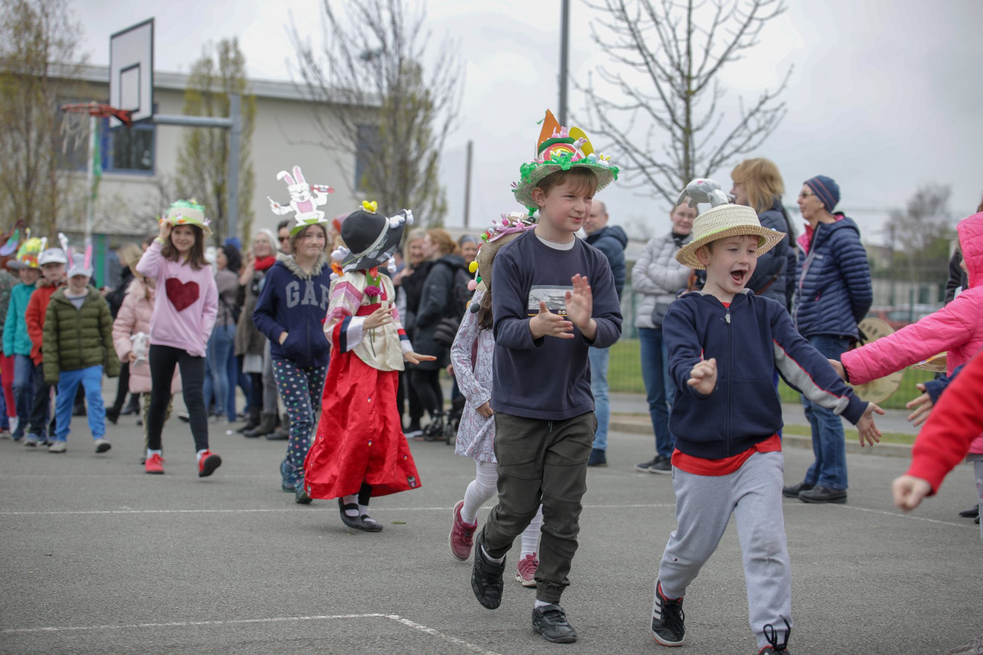 Easter Bonnet Parade 95
